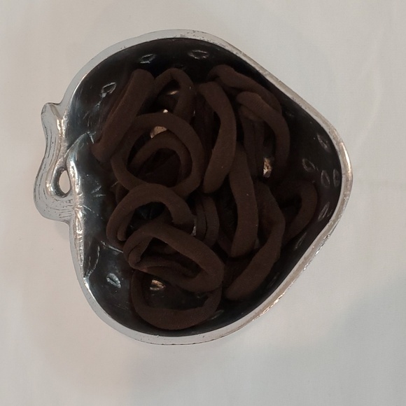 STRAWBERRY SHAPED SILVER METAL BOWL - Picture 7 of 11